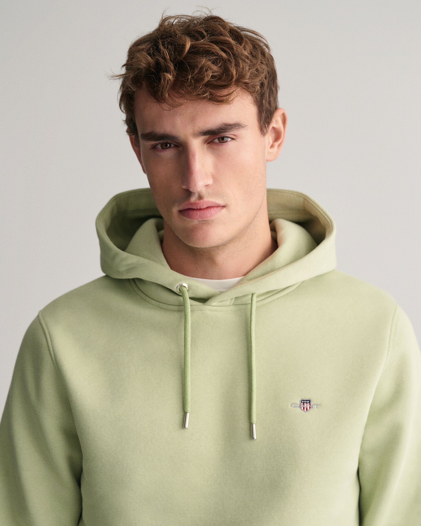 GANT REGULAR FIT SHIELD HOODIE