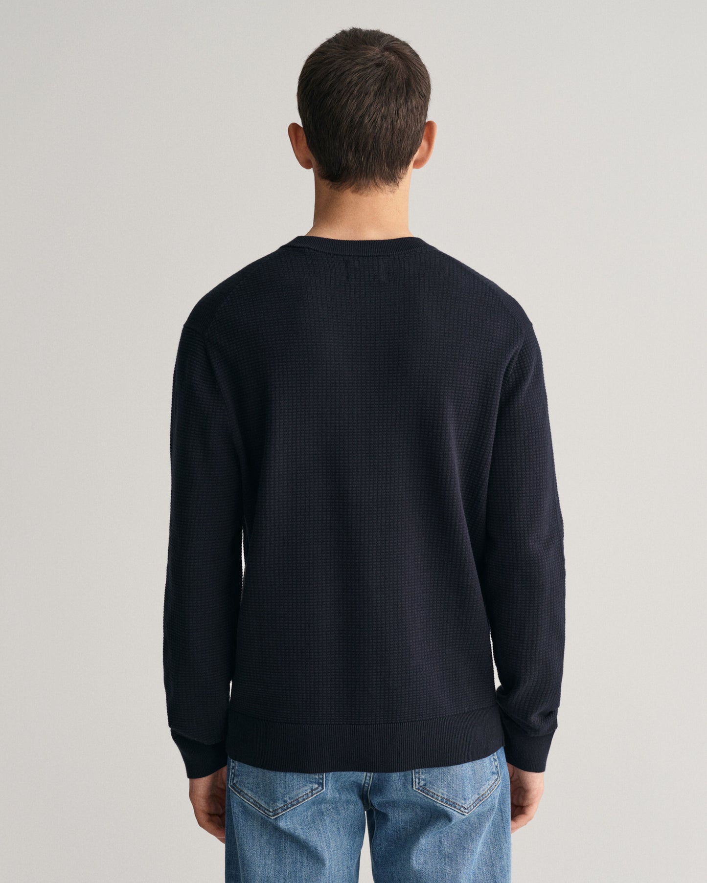 GANT TEXTURED COTTON ROUND NECK KNIT