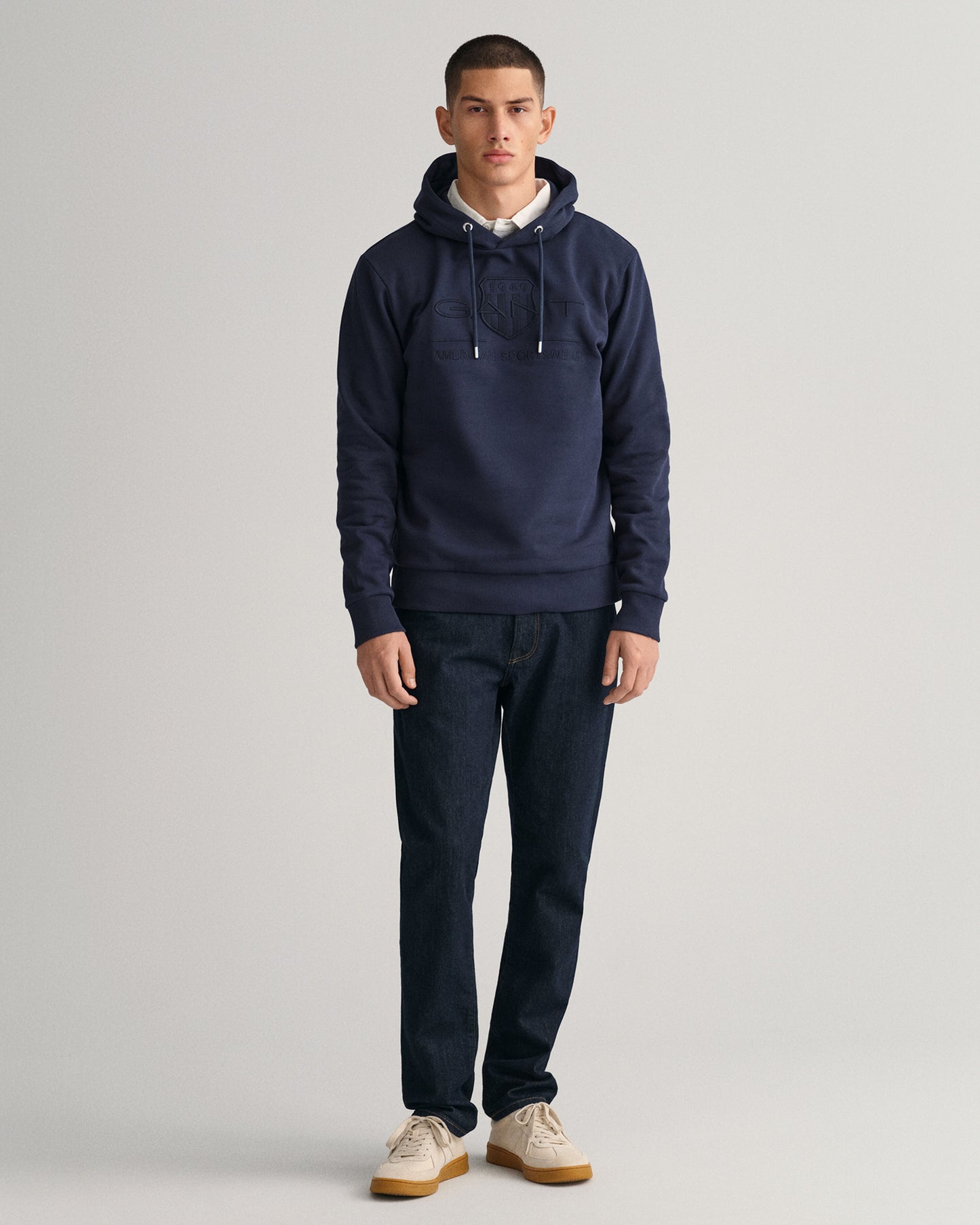 GANT TONAL SHIELD HOODIE