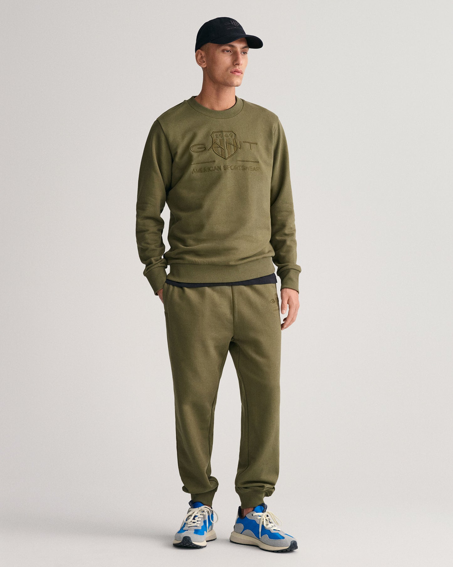 GANT TONAL SHIELD CREW NECK SWEAT